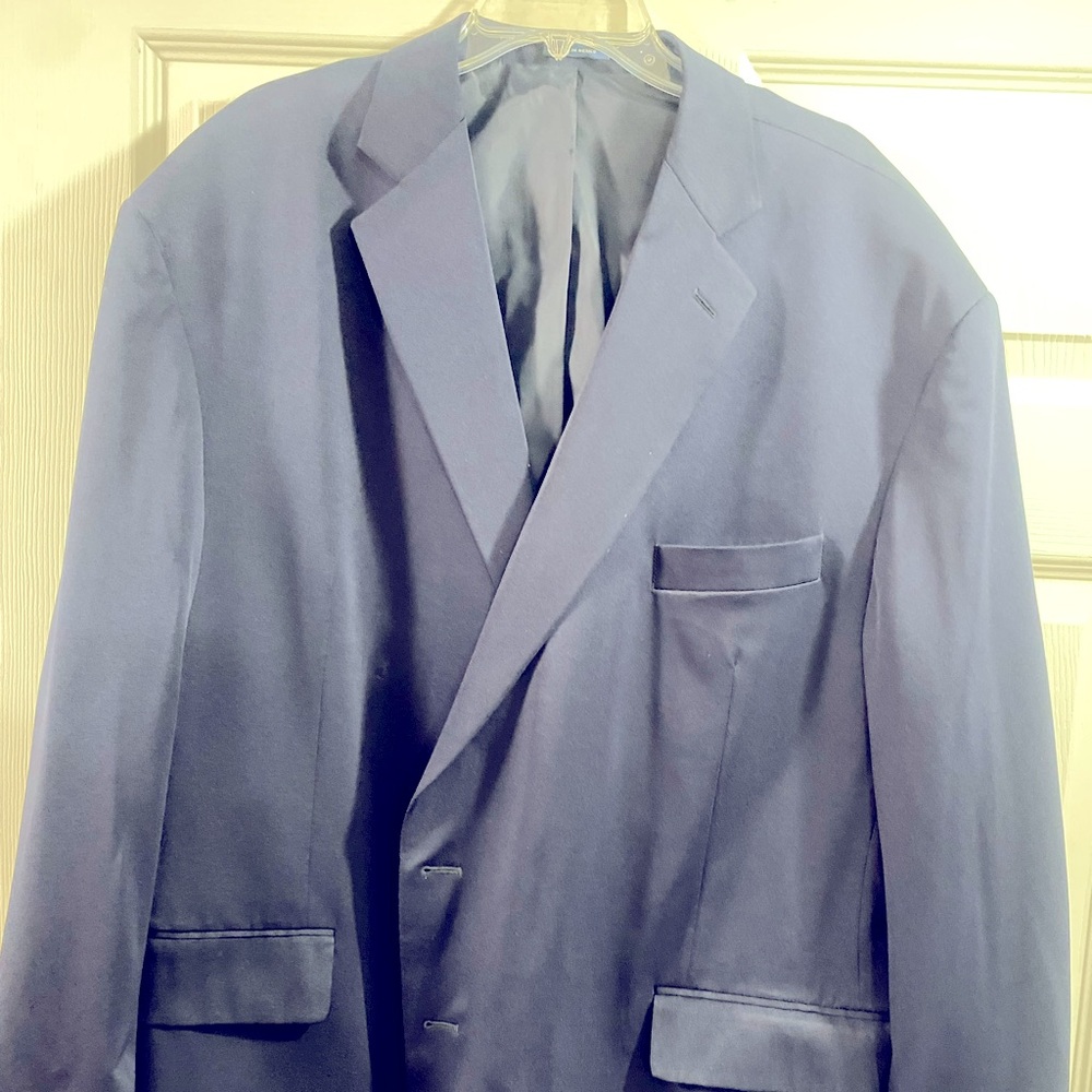 Very nice navy blue material for a suit